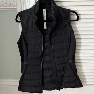 Like new slim fit vest . Lululemon worn once.